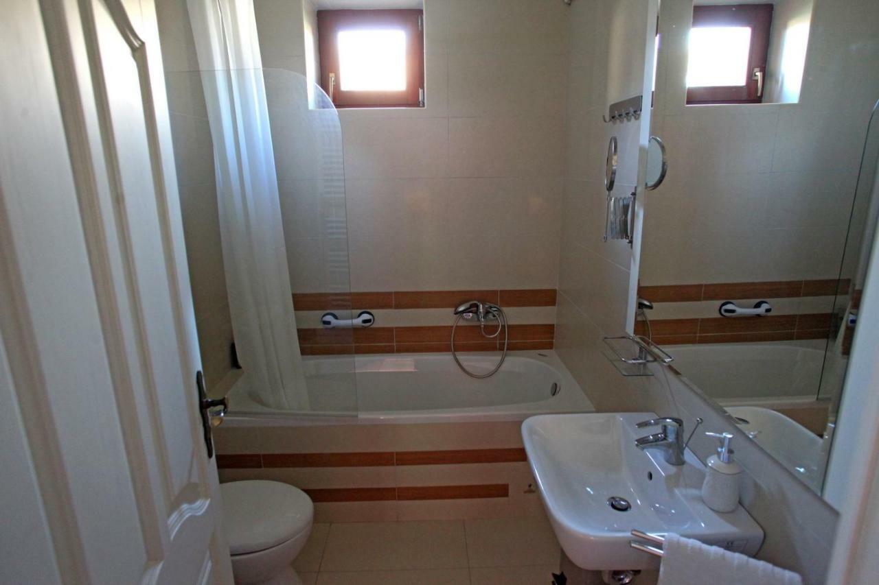Villa Mons Aureus Popovac Bagian luar foto